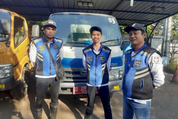 DPU Makassar Lakukan Penyedotan Septik Tank Secara Rutin dan Terjadwal