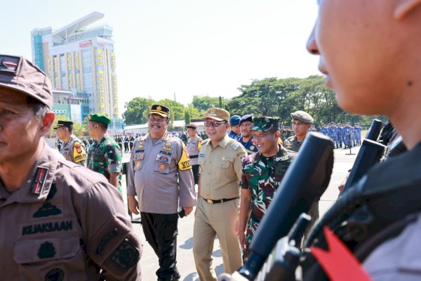 Danny Pomanto, Kapolda Sulsel dan Pj Gubernur Kompak Gelar Pasukan Mantap Brata Menuju Pemilu Damai