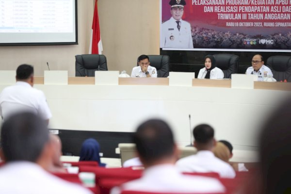 Monitoring Evaluasi Pelaksanaan Program APBD dan Realisasi PAD, Fatmawati Rusdi Tekankan Akselerasi Percepatan