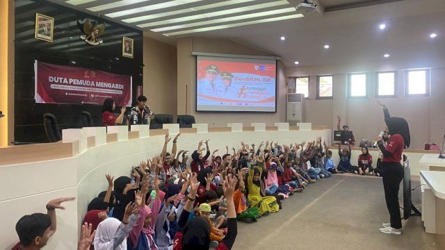 Duta Makassar Bersama Dispora Peringati Hari Sumpah Pemuda melalui Pengabdian Peduli Anak Jalanan