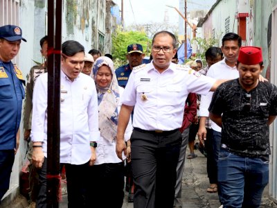 Danny Pomanto Tinjau Lokasi Kebakaran di Jalan Serigala