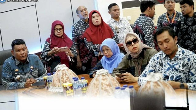 Camat Tamalate Terima Kunjungan Tim Penilaian Verifikasi Lapangan Kota Sehat 2023