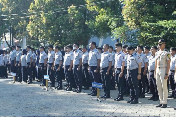 Kadishub Makassar Harapkan Staf Bisa Jalankan Tanggung Jawab Yang Diberikan