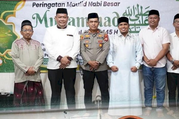 Camat Tamalate Hadiri Peringatan Maulid Nabi di Masjid Babuttaubah Kelurahan Mangasa