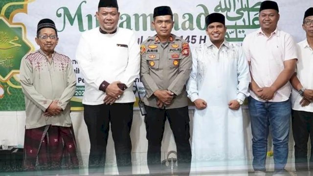 Camat Tamalate Hadiri Peringatan Maulid Nabi di Masjid Babuttaubah Kelurahan Mangasa