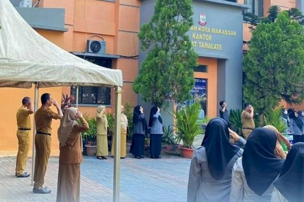 Pimpin Upacara Bendera, Camat Tamalate Minta Pelayanan Makin Ditingkatkan Lagi