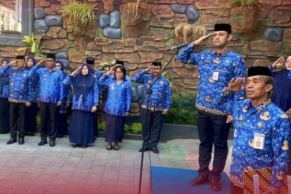 Sekcam Bontoala Tekankan Pentingnya Disiplin dan Pemberian Layanan Terbaik Pada Masyarakat