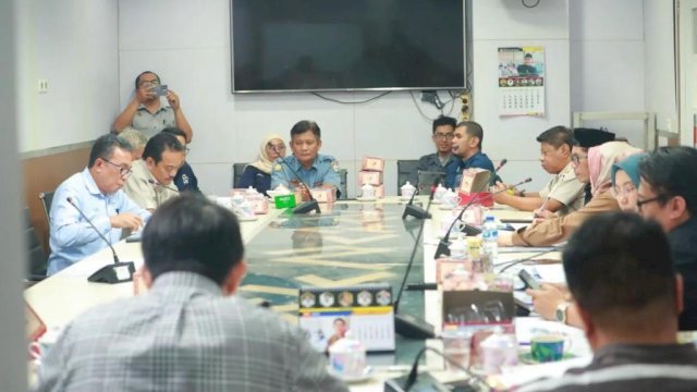 Komisi B DPRD Kota Makassar Laksanakan Monev Triwulan II 2023