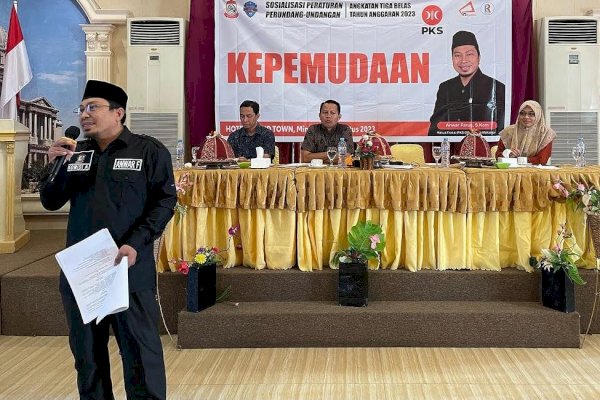 Anggota DPRD Makassar Anwar Faruq Perkenalkan Perda Kepemudaan