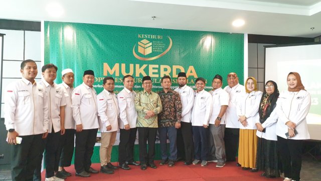 Kesatuan Tour Travel Haji dan Umroh Sulsel Gelar Mukerja dan Palantikan Pengurus