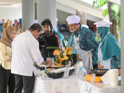 Wakili Sulawesi Selatan, TP PKK Kota Makassar Ikuti Lomba Masak Ikan Tingkat Nasional