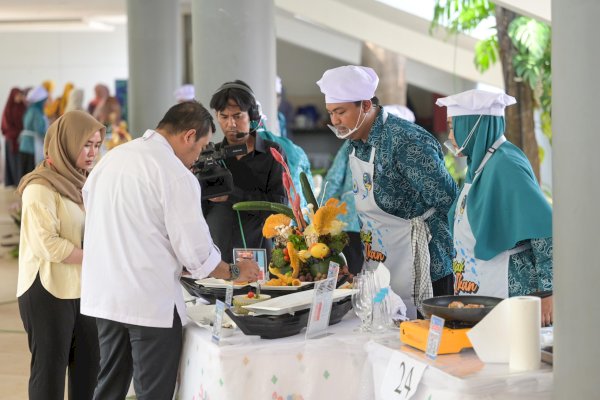 Wakili Sulawesi Selatan, TP PKK Kota Makassar Ikuti Lomba Masak Ikan Tingkat Nasional