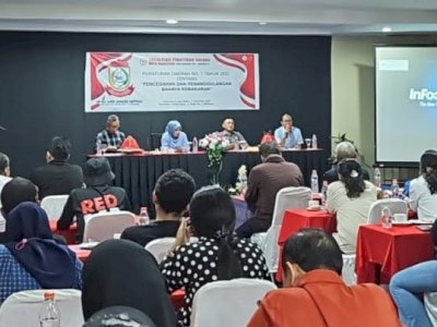 Bersama Damkar Makassar, Andi Suhada Sappaile Berikan Pemahaman Warga Tentang Bahaya Kebakaran