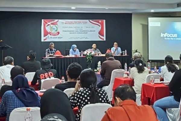 Bersama Damkar Makassar, Andi Suhada Sappaile Berikan Pemahaman Warga Tentang Bahaya Kebakaran