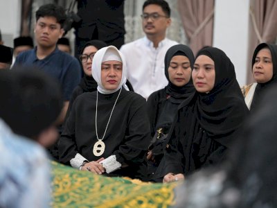 Ketua TP PKK Barru Wafat, Ketua TP PKK Makassar Sampaikan Belasungkawa Langsung ke Barru