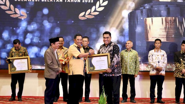 Makassar Raih Penghargaan Keterbukaan Informasi Publik 2023