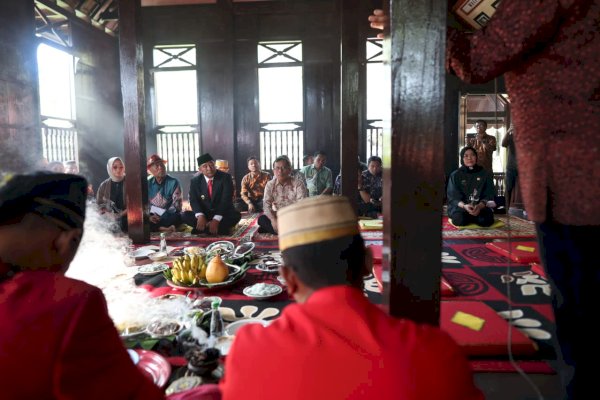 Perkuat Identitas Budaya, Dinas Kebudayaan Kota Makassar Gelar Ritual Appasili