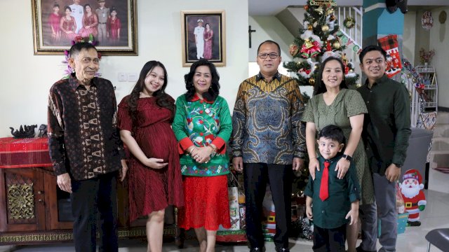 Danny Pomanto Jaga Silaturahmi di Momen Perayaan Hari Natal