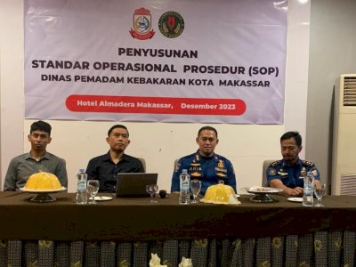 Damkar Makassar Gelar FGD