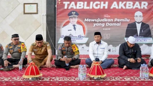 Camat Rappocini Hadiri Tabligh Akbar di Masjid Nurul Hijrah