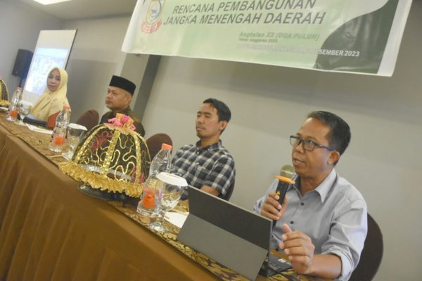 Abdul Wahid Gelar Sosialisasi Perda RPJMD