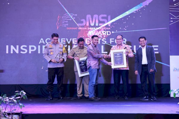 Danny Pomanto Terima Penghargaan sebagai Figur yang Menginspirasi di SMSI Award 2023