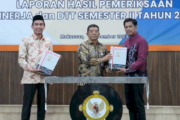 PJ Sekda Makassar Terima LHPK dari BPK RI Sulsel Untuk Semester II Tahun 2023