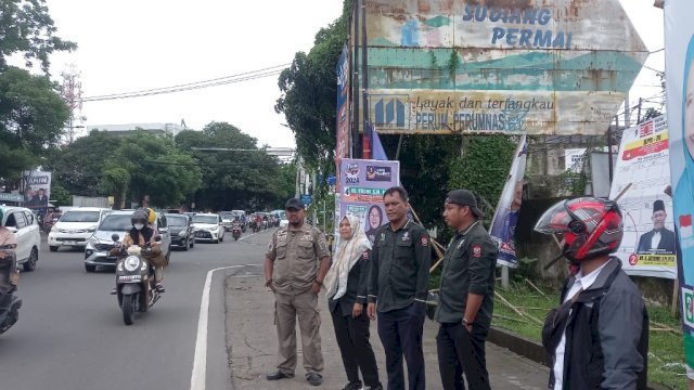 Tim TRC Saribattang Dinas Sosial Makassar Gelar Patroli Anjal