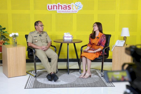 Danny Pomanto Bicara Kepemimpinan di Program Unhas Figure Unhas TV