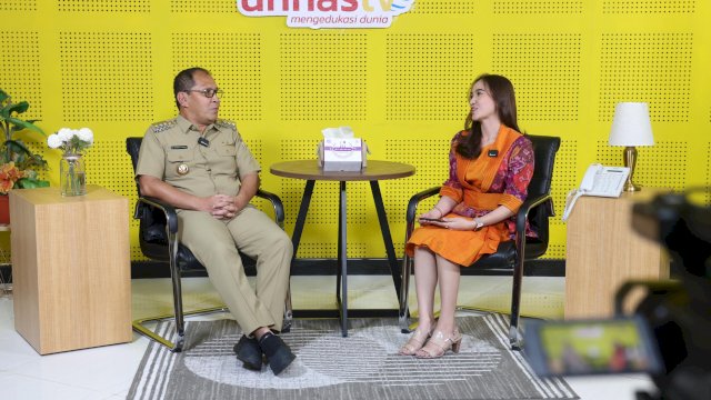 Danny Pomanto Bicara Kepemimpinan di Program Unhas Figure Unhas TV