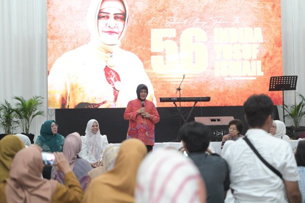 Ulang Tahun Ke-56, Indira Yusuf Ismail Dibanjiri Doa dan Ucapan dari Keluarga dan Kerabat