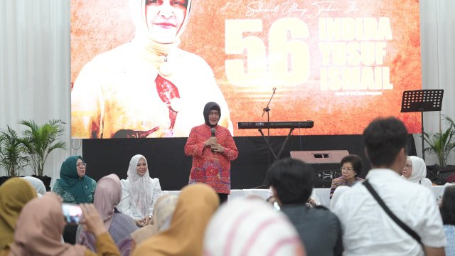 Ulang Tahun Ke-56, Indira Yusuf Ismail Dibanjiri Doa dan Ucapan dari Keluarga dan Kerabat