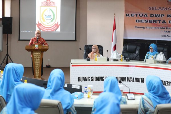 DWP Kota Makassar Sambut Hangat Kunjungan Studi Tiru DWP Kota Bandung, Paparkan Kesuksesan Program Kerja