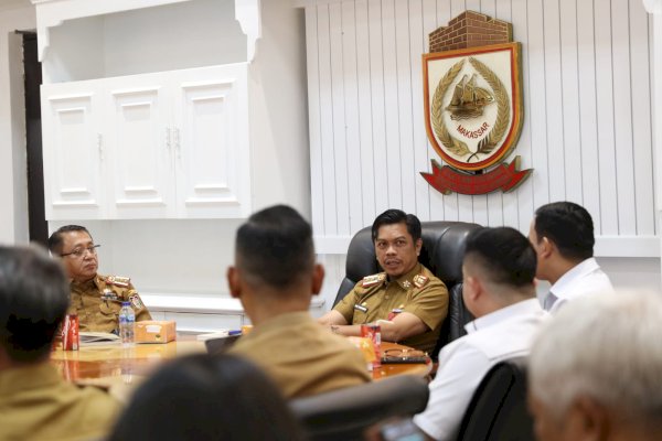 Gandeng BPJS Ketenagakerjaan, PJ Sekda Pimpin Rapat Perlindungan Pekerja Rentan Kota Makassar