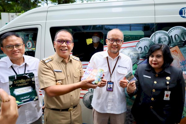 BI Sebar Rp5,5 Triliun Penukaran Uang Baru Ramadan 1445 Hijriah, Danny Pomanto: Wujud Pemerataan Ekonomi