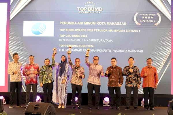 Danny Pomanto Raih Kembali Penghargaan Top Pembina BUMD 2024