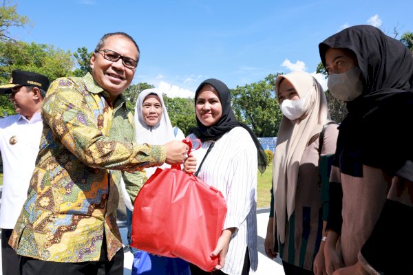 Danny Pomanto dan Pj Gubernur Lepas Ratusan Pemudik Ramadan Berbagi Bahagia Pemprov Sulsel