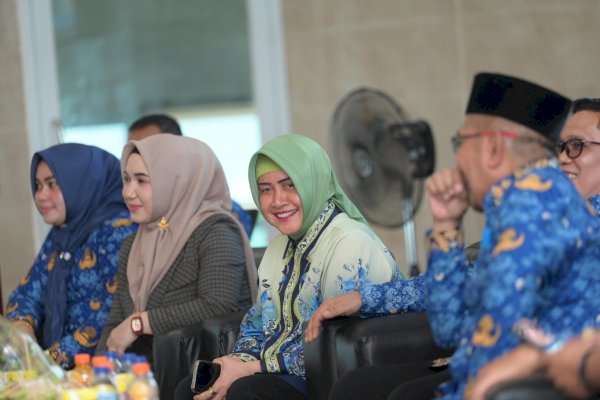 Hadiri Halalbihalal Disdik, Indira Yusuf Ismail Satukan Tekad untuk Pendidikan Dua Kali Tambah Baik