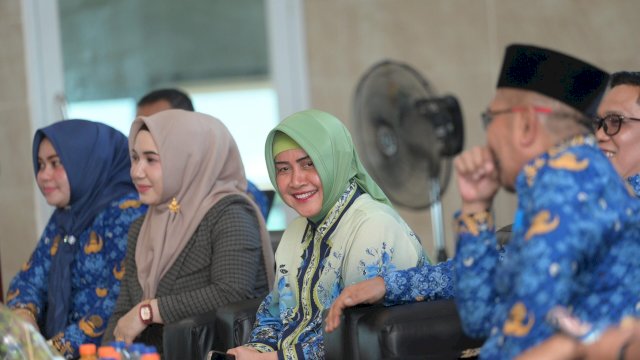 Hadiri Halalbihalal Disdik, Indira Yusuf Ismail Satukan Tekad untuk Pendidikan Dua Kali Tambah Baik