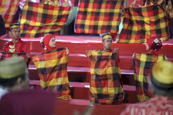 Pemkot Makassar Perkuat Inklusi, Beri Panggung Kelompok Disabilitas di Gala Dinner PSBM XXIV dan Karnaval Kebudayaan