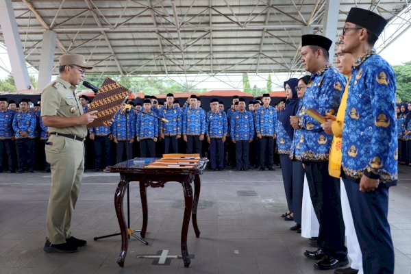 Lantik 1.852 PPPK Tenaga Guru Bukti Danny Pomanto Konsen Terhadap Pendidikan di Makassar