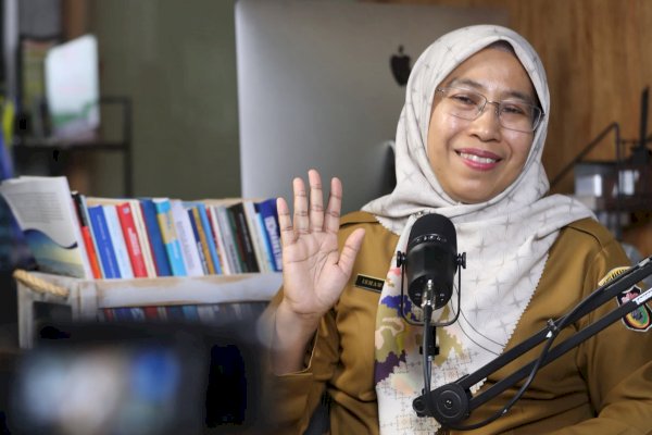 Plt Kadis Kominfo Makassar, Ismawaty Nur, Ajak Masyarakat Tingkatkan Literasi Keamanan Digital