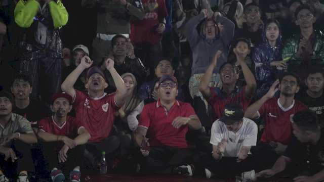 Dukungan Tak Kenal Henti, Wali Kota dan Warga Makassar Nobar Timnas AFC Cup dengan Penuh Semangat