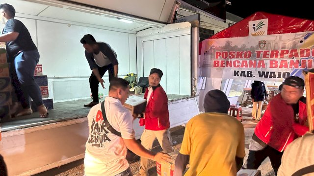 Warga Siwa Berterimakasih kepada Pemkot Makassar dan IKA Unhas Atas Bantuan Kemanusiaan