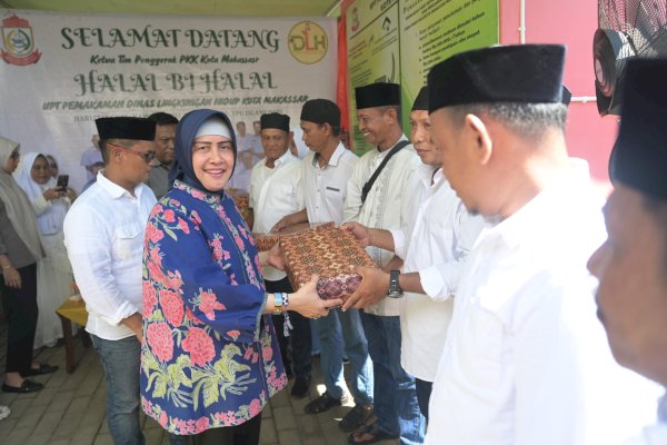 Indira Yusuf Ismail Silaturahmi Bersama Pegawai UPT TPU se-Kota Makassar