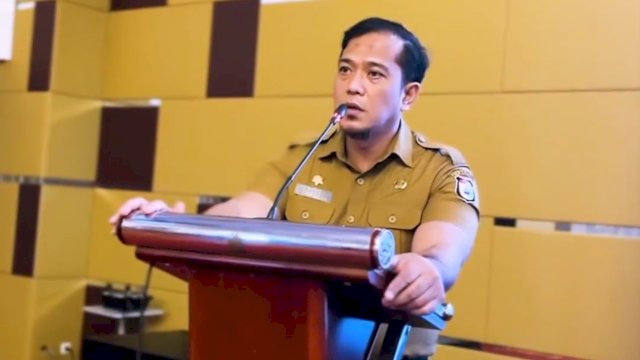 KadiskopUKM Makassar Membuka Kegiatan Pelatihan Fasilitasi Merk