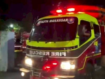 Wali Kota Makassar Danny Pomanto Salurkan Bantuan Kemanusiaan dari DamKarMat ke Wilayah Terdampak Bencana di Sulsel