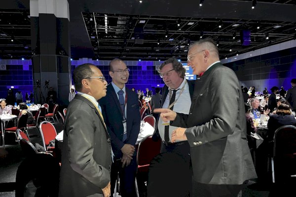 Danny Pomanto Presentasikan ‘Sombere and Smart City’ di WCS 2024 Singapura, Perwakilan Wali Kota se-Asia