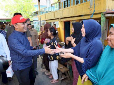 Masyarakat Pulau Barrang Lompo Antusias Sambut Danny Pomanto