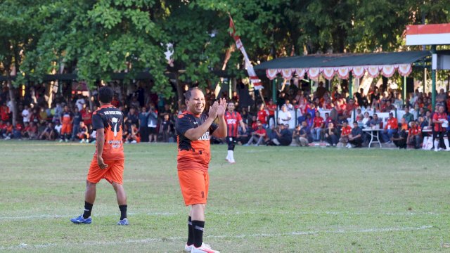 Laga Eksebisi Danny Pomanto VS Prof Zudan Arif Tutup Turnament Wali Kota Cup 2024 Makassar